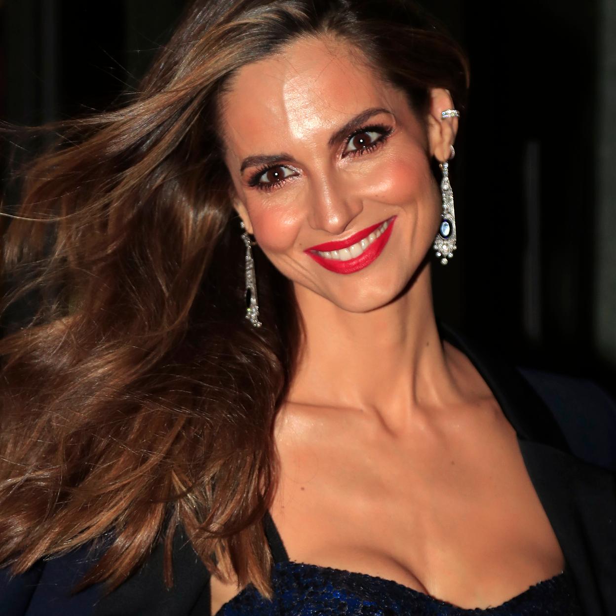 Ariadne Artiles tiene el párpado caído y se hace este delineado inferior.