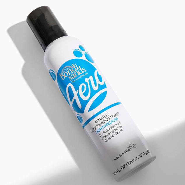 Aero, espuma bronceadora ligera, disponible en dos tonos (24,99€).