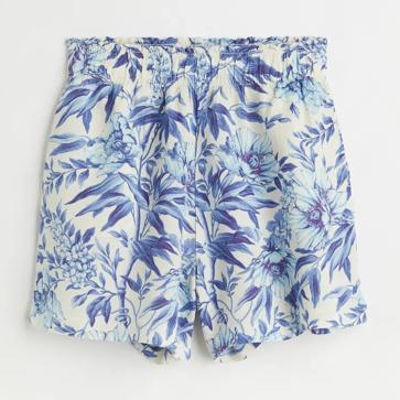 Imagen secundaria 1 - Hemos encontrado la copia low cost del conjunto de flores más romántico que arrasa en Instagram