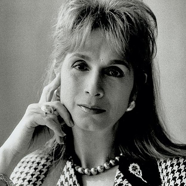 Lady Colin Campbell con pelo largo