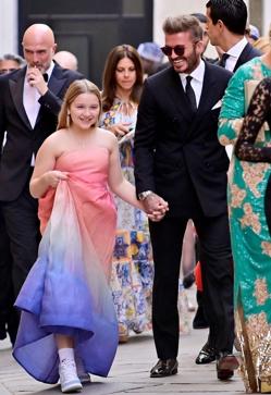 Imagen secundaria 2 - Harper y David Beckham en Italia.