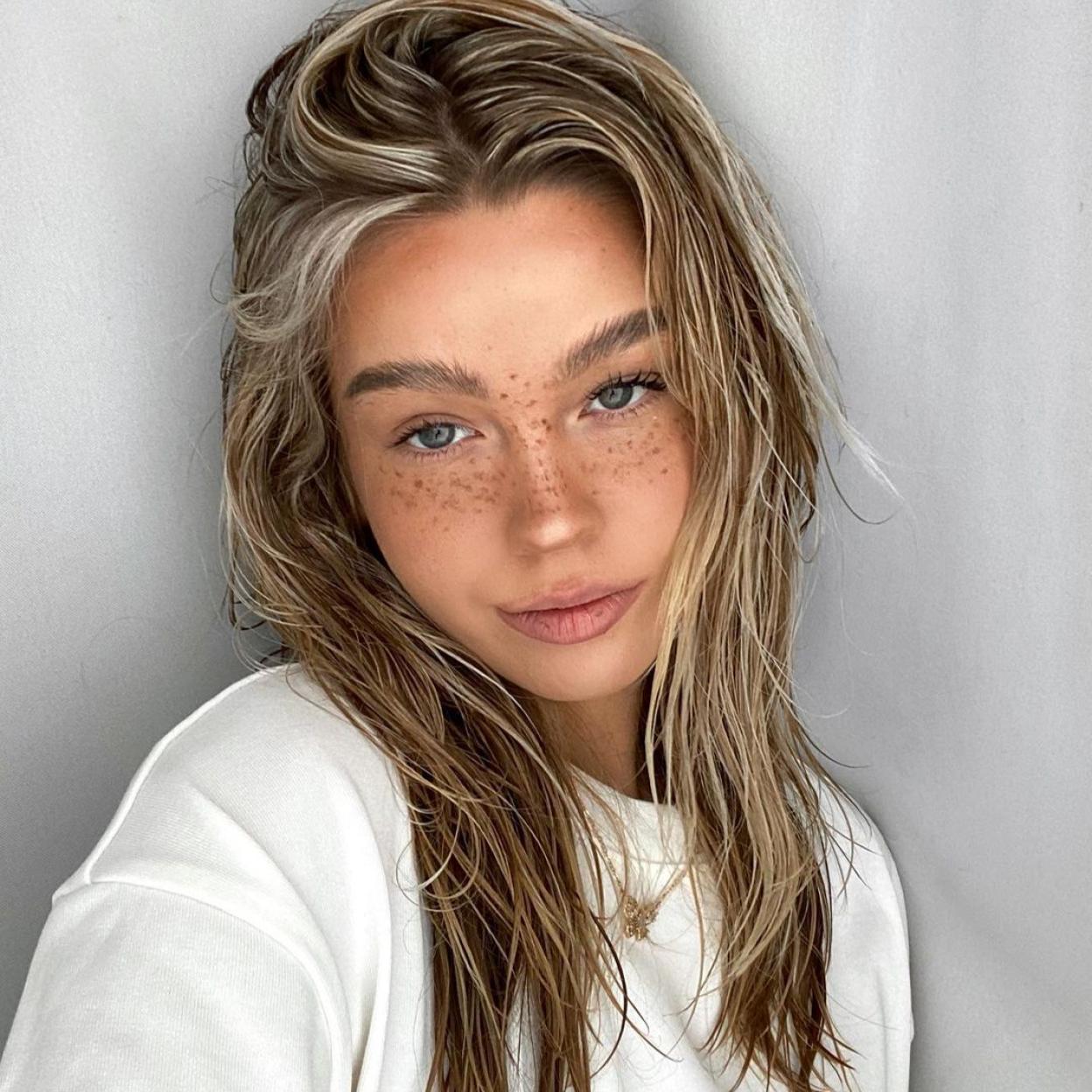 Pincha en la imagen para conocer los mejores polvos bronceadores para conseguir un efecto buena cara al instante. 