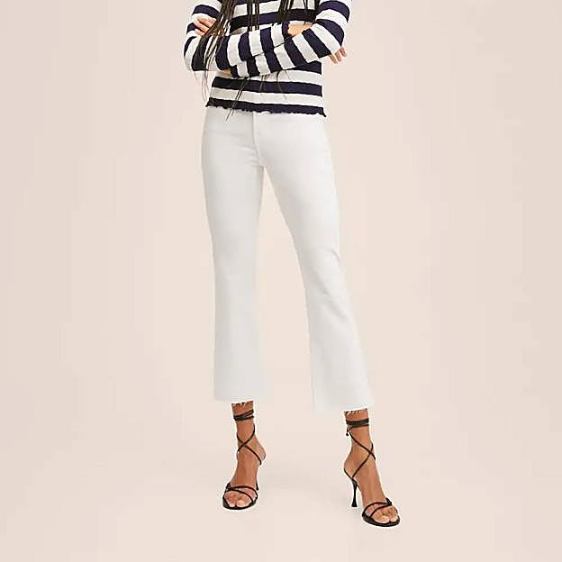 Imagen principal - Estos vaqueros bootcut sientan de maravilla