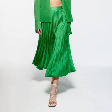 Imagen secundaria 1 - Las faldas plisadas de Mango, Zara y H&M