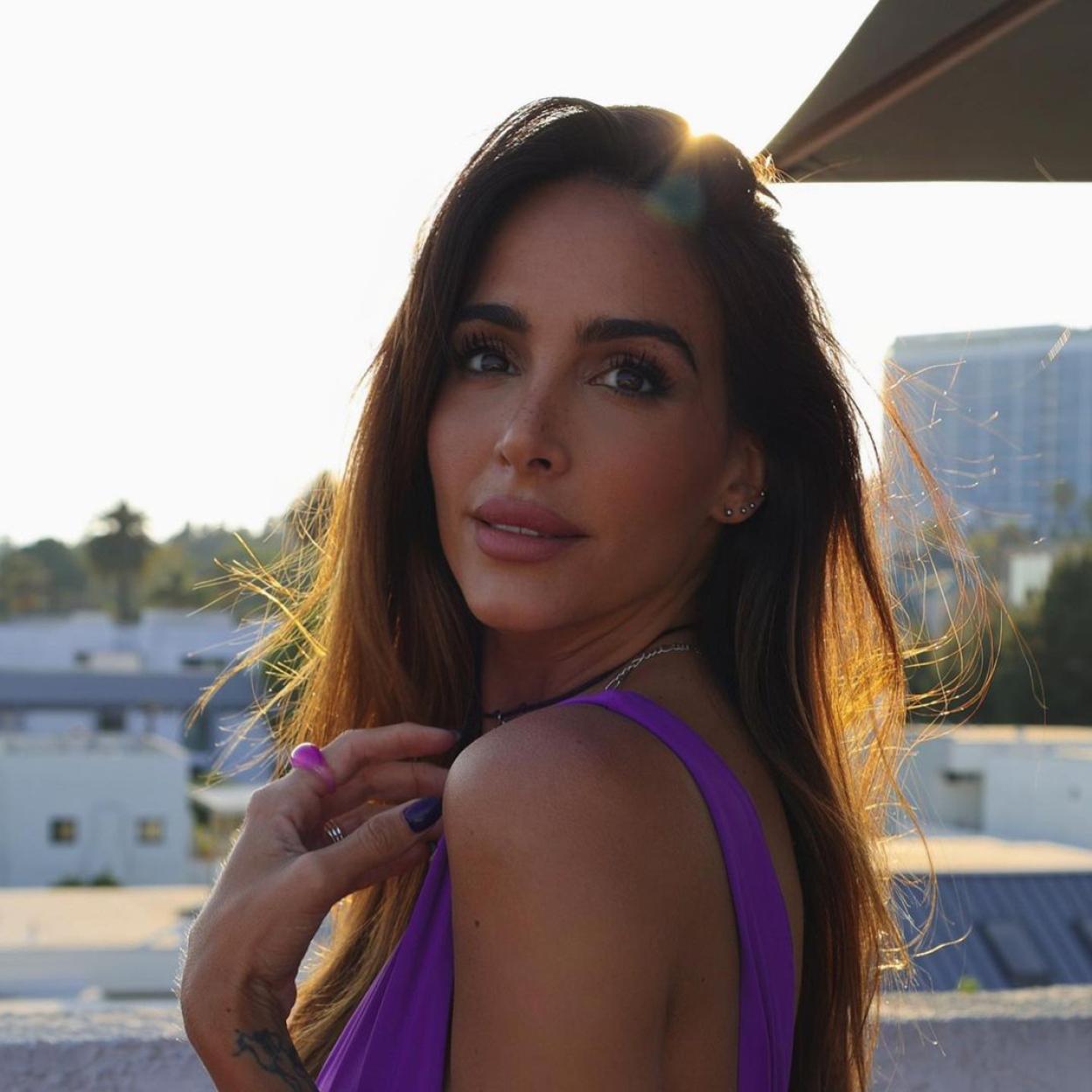 Estos polvos bronceadores con efecto glow serán tu mejor aliado en las fiestas, bodas y eventos de verano