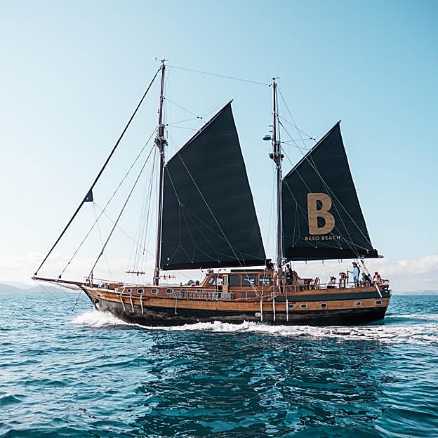 Imagen principal - Ibiza y Formentera: los mejores planes para hacer este verano y disfrutar de la mejor forma de las islas