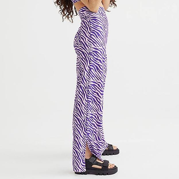 Imagen principal - Estos pantalones estampados son los más cómodos y favorecedores del low cost