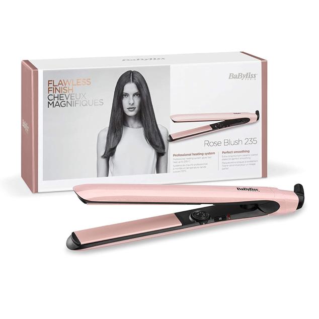 Plancha de pelo con placas de cerámica con titanio que alcanza una temperatura entre 170°C y 235°C. Precio: 39,19 euros (precio habitual: 49,90 euros). Cómpralo aquí