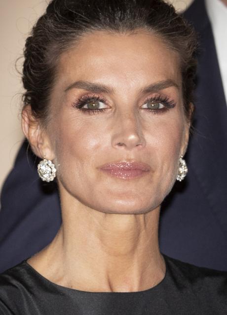Imagen - La reina Letizia lleva extensiones de pestañas. / GTRES