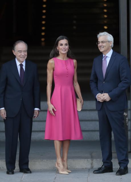 Imagen - La reina Letizia a su llegada al Teatro Real. / GTRES