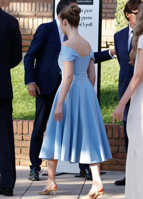 Imagen - El vestido de Leonor por detrás. / GTRES