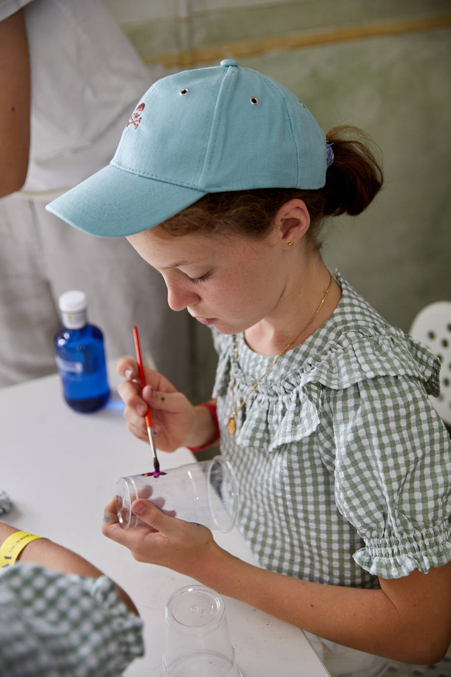 Los niños pudieron aprender de primera mano lo que significa la sostenibilidad al participar en varios talleres educativos y creativos bajo el nombre ‘¿Jugamos a reciclar?’. 