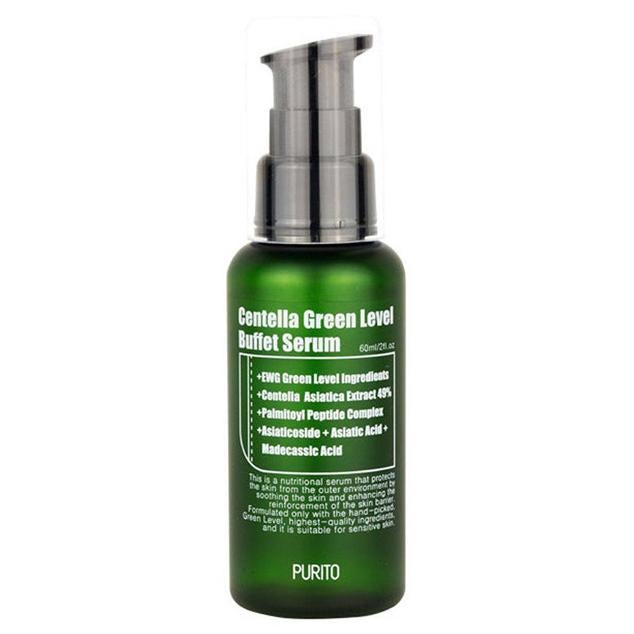 El Centella Green Level Buffet Serum de Purito se trata de un concentrado calmante y antiedad que protege y regenera la piel. El madecassoside y la centella reparan, hidratan y estimulan el colágeno, junto a los péptidos reafirmantes y la adenosina, corrigiendo también el aspecto de las arrugas. La niacinamida equilibra, unifica el tono e ilumina. Y, el ácido hialurónico y las ceramidas hidratan y redensifican en profundidad. Cómpralo aquí