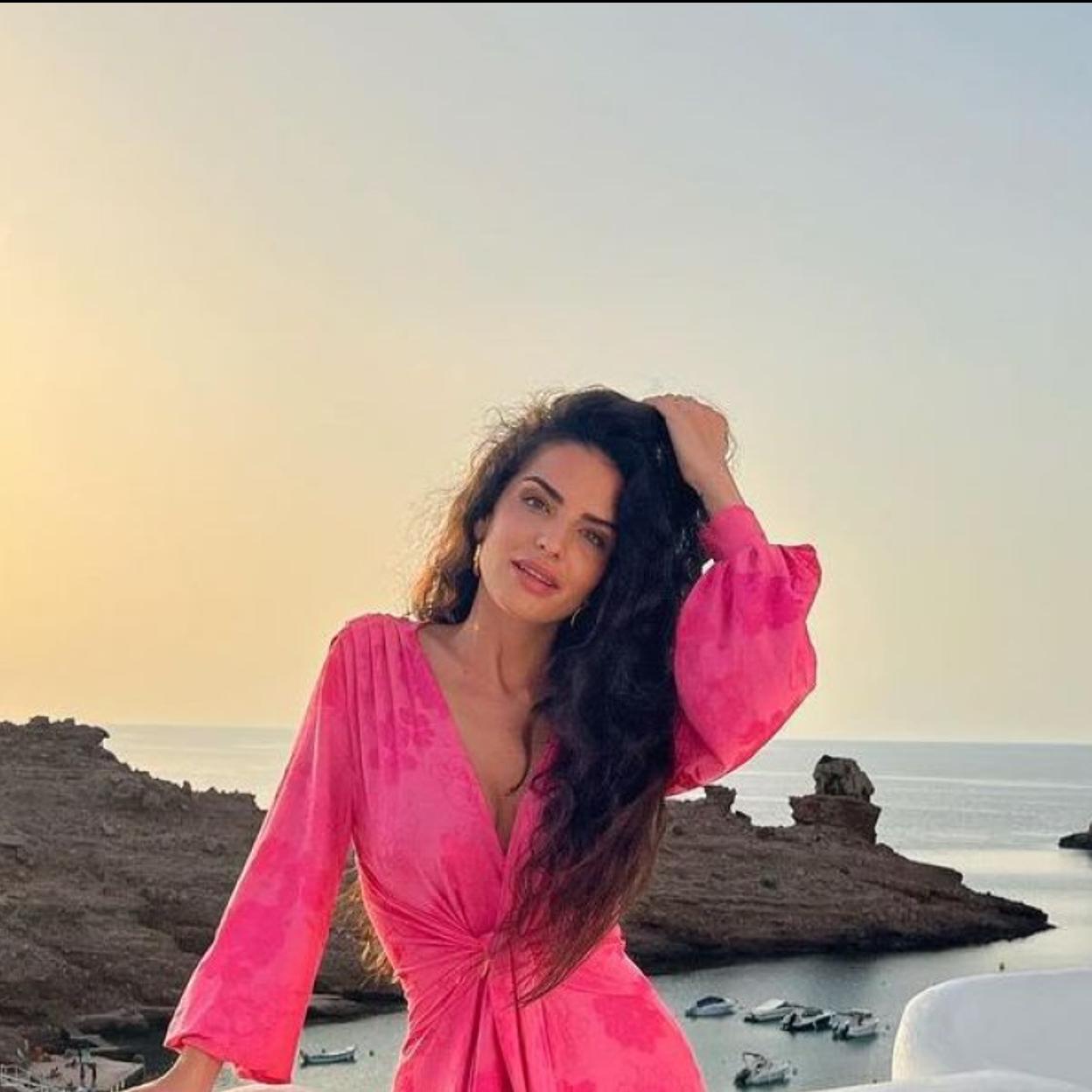 El vestido rosa de la nueva colección de Zara que no paramos de ver en redes