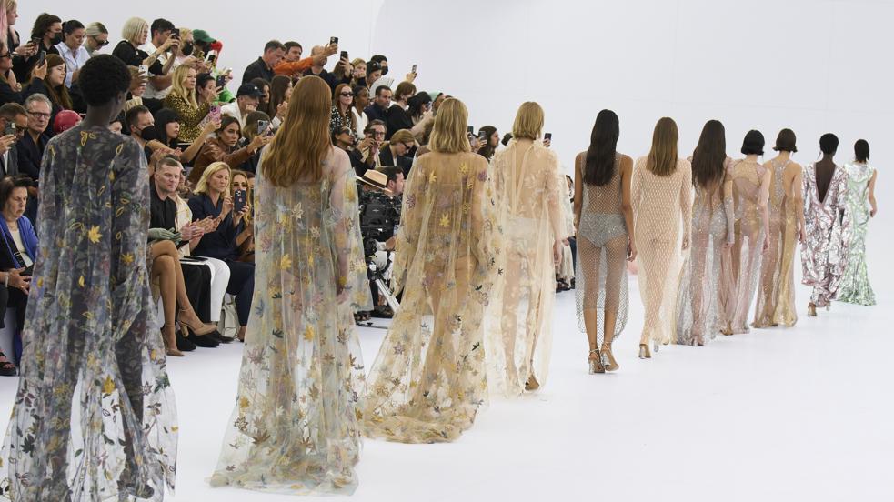 La Semana de la Alta Costura de París brilla con estilo propio: así son las tendencias que veremos la próxima temporada