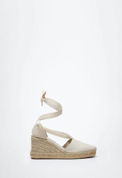 Imagen secundaria 2 - Tres looks del día a la noche con básicos ideales para verano que son de lo más elegante y puedes comprar en el low cost