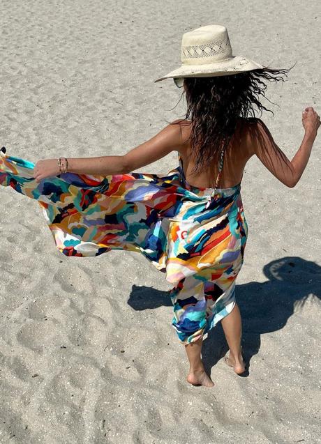 Imagen - Juana Acosta presumiendo de vestido. / @JUANA_ACOSTA