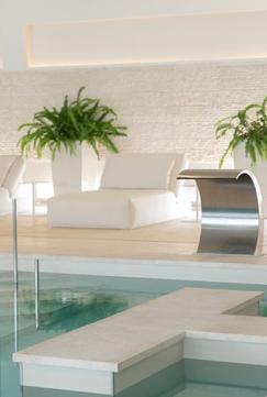 Imagen secundaria 2 - Foto de Ibiza Gran Hotel, sus cabinas de tratamiento y la zona del Spa.