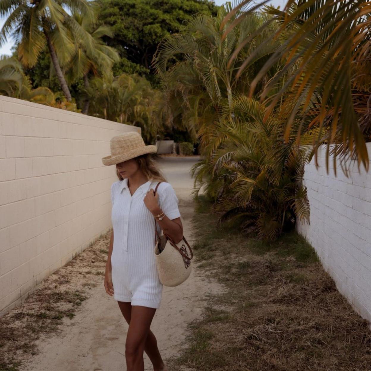 El mono baratísimo de Lidl que sirve para el día a día y estiliza la figura en verano