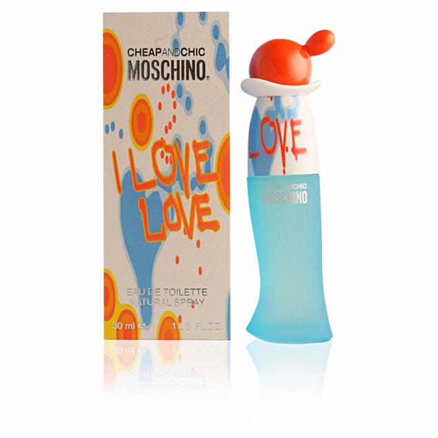 I Love Love es una colonia femenina de notas cítricas y amaderadas, chispeante, vibrante y divertida. La elección perfecta para estos días estivales. Es de Moschino. Precio: 44,10 €.
