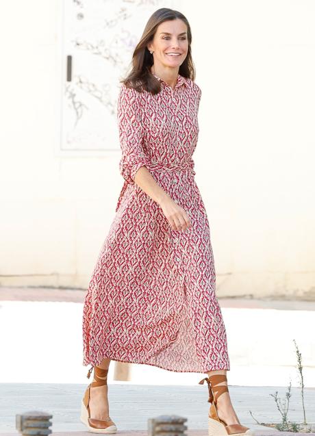 Imagen - La reina Letizia en la reunión de trabajo de hoy. / GTRES