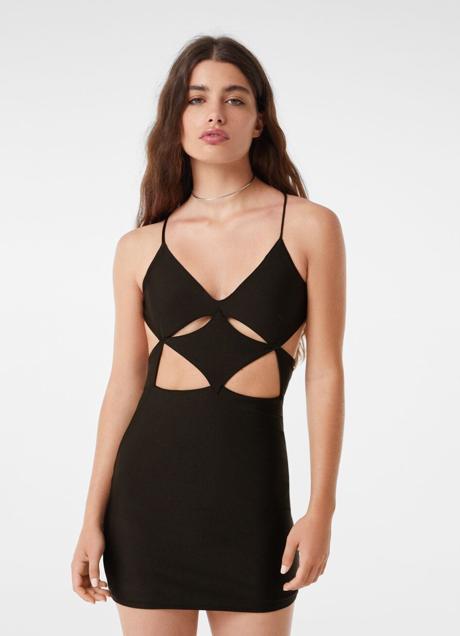 Imagen - Mini vestido negro de BErshka
