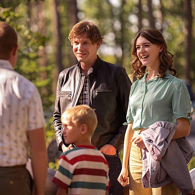 Billy Howle y Daisy Edgar-Jones son Allen y Brenda Lafferty. 