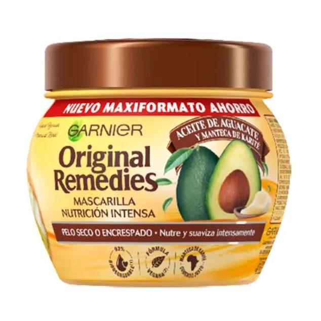 Original Remedies Mascarilla Nutrición Intensiva con Aceite de Aguacate y Manteca de Karité de Garnier contiene la mezcla de ingredientes perfecta para controlar el cabello difícil y encrespado, como rizado, además de hidratar y acondicionar en profundidad, suavizando los mechones, potenciando su elasticidad y aumentando el brillo.