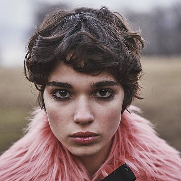 Gel o lápiz: dos formas muy fáciles de definir tus cejas e intensificar tu mirada para un efecto antiedad