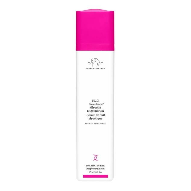 T.L.C. Framboos™ Glycolic Night Serum de Drunk Elephant se trata de un sérum de noche antiedad que restaura la piel apagada y mejora el aspecto de poros, arrugas, líneas y textura áspera. Su fórmula cuenta con un 10% de ácidos glicólico, láctico, tartárico, cítrico y salicílico, combinados con extracto de frambuesa y castaño de indias para recobrar la luminosidad y uniformidad de la piel, ayudándose del extracto de uva y los aceites antioxidantes. Además, incorpora ácido hialurónico y aloe vera.