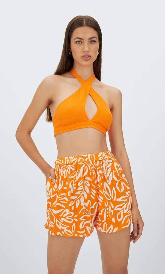 En Stradivarius hemos encontrado estos shorts que puedes comprar en las rebajas por menos de 10 euros.