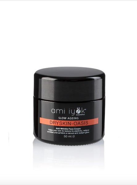 Iyökbalance es un producto de la firma que, además de tensar la piel gracias al complejo Tens Up, ayuda a equilibrar el pH de la piel estando especialmente indicada para pieles con tendencia grasa. En su fórmula también se encuentra Argireline, que se conoce como el “botox light”. (93 euros)