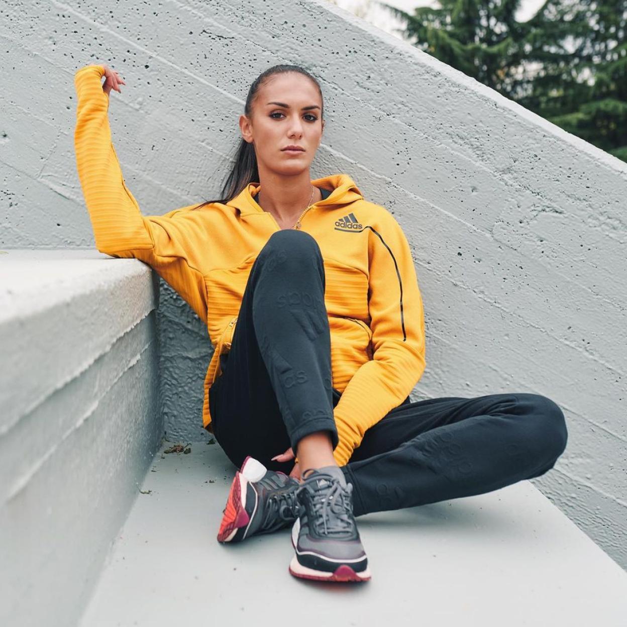 Pincha aquí para descubrir los 12 mejores canales de Youtube para hacer ejercicio en casa. 