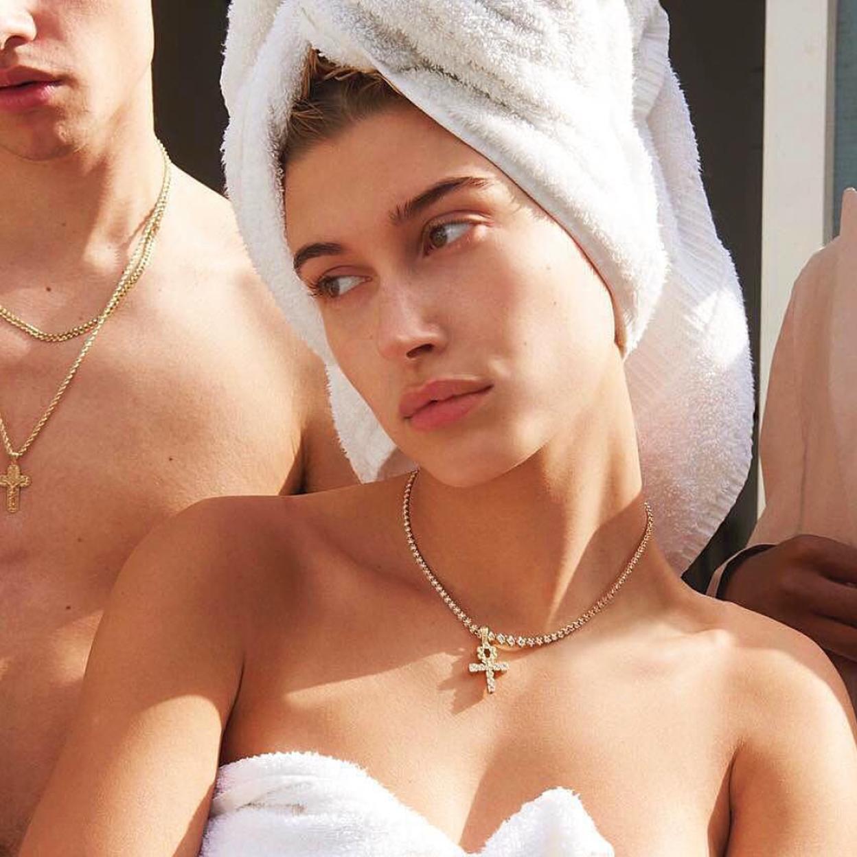 Dos veces por semana, estos parches para el contorno de los ojos con probióticos son la salvación de una mirada cansada y envejecida.