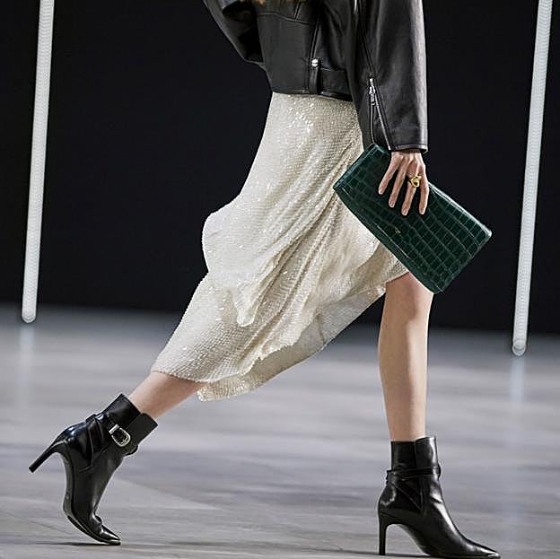 Flechazo con estos botines de tacón de Mango Outlet para el otoño que solo cuestan 12 euros y son un clásico