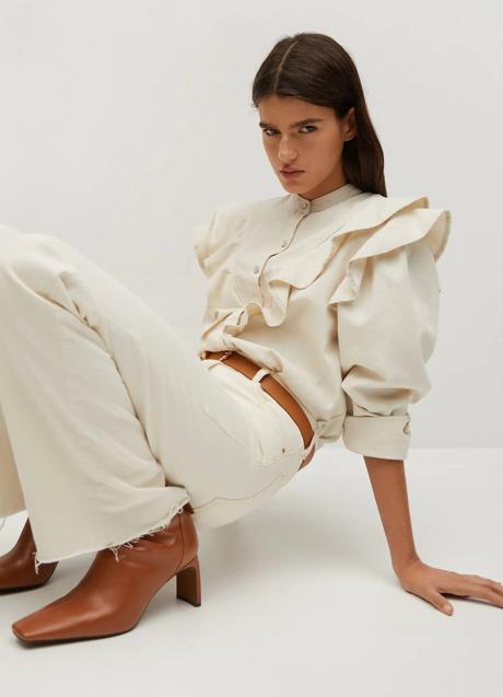 Imagen - Botines de color marrón con tacón de Mango Outlet. Foto: Mango Outlet.