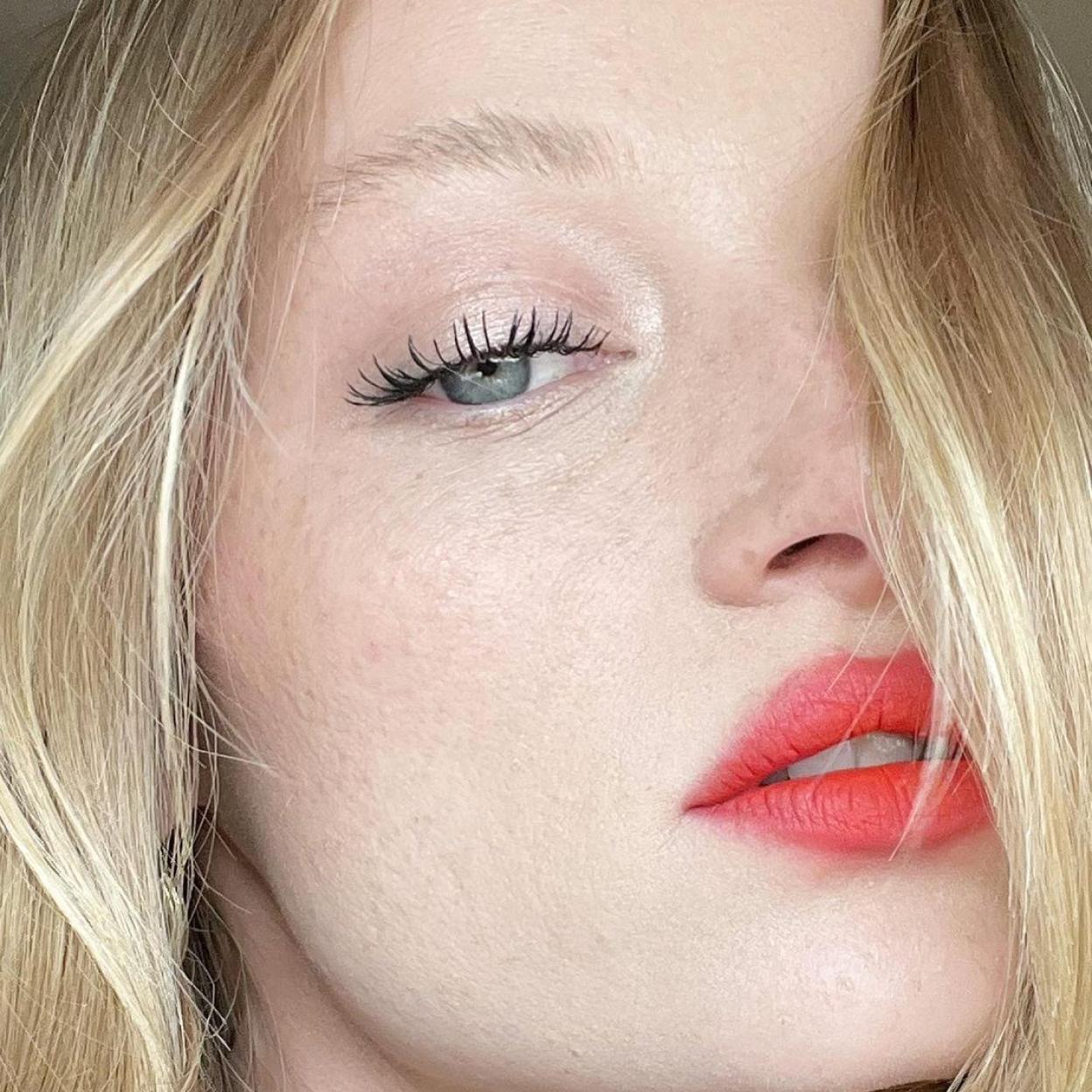 La influencer del maquillaje Ash Walker. 