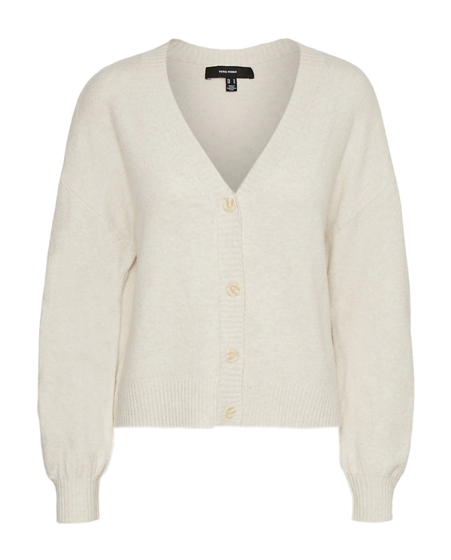 Cárdigan en tonos beige de manga larga para looks sencillos e incluso de un estilo más deportivo. Será tu aliado perfecto para ir a la oficina o para acompañarte en el camino matinal del gym. Es de Vero Moda. Precio: 29,99 €.