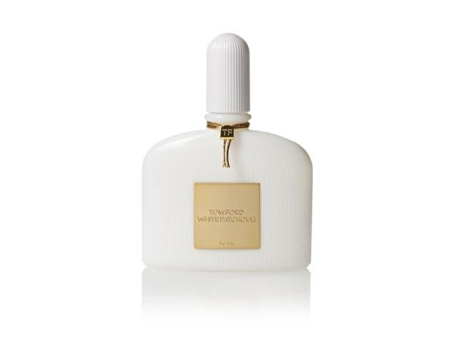 El chic bohemio se reinventa con este perfume de pachulí con notas de madera y flores blancas. Es de Tom Ford. Precio: 74,95 €.