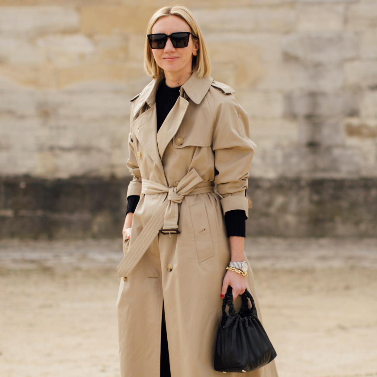 La gabardina es la chaqueta 'must have' del otoño.