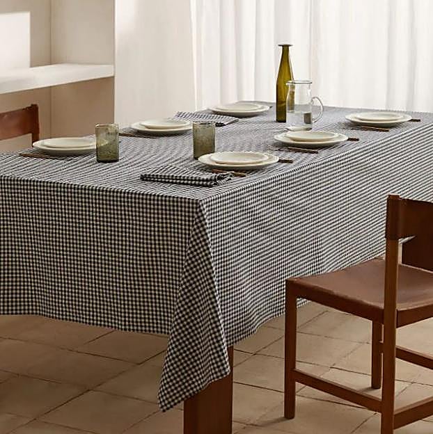 Los cuadros vichy son un clásico que siempre funcionan.