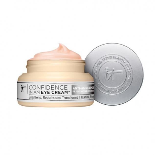 Confidence in an eye cream es un contorno de ojos que ayuda a mejorar el aspecto del contorno de ojos. El tinte de albaricoque y drops of Clara Technology, exclusivos de la marca, corrigen el color oscuro de la ojera, además de proporcionarle luminosidad, lo que elimina el aspecto de cansancio. (39,99 euros)