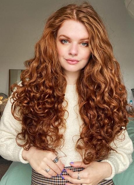 Imagen - Las melena rizadas también pueden ser XL. /@anniegoukcurlygirl
