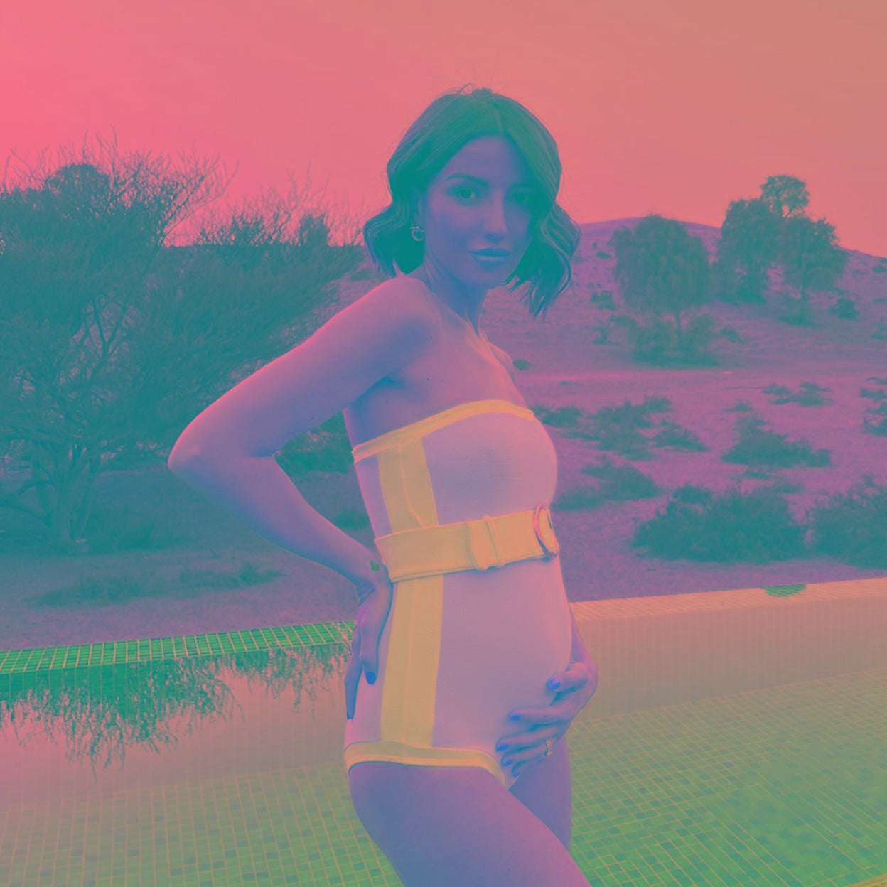 Mucho del backstage de las fotos de Alexandra Pereira está en su canal de YouTube, donde arrasa su micro docureality 'Mi vida en Dubai'. Más adictivo que 'La Marquesa' de Tamara Falcó. 