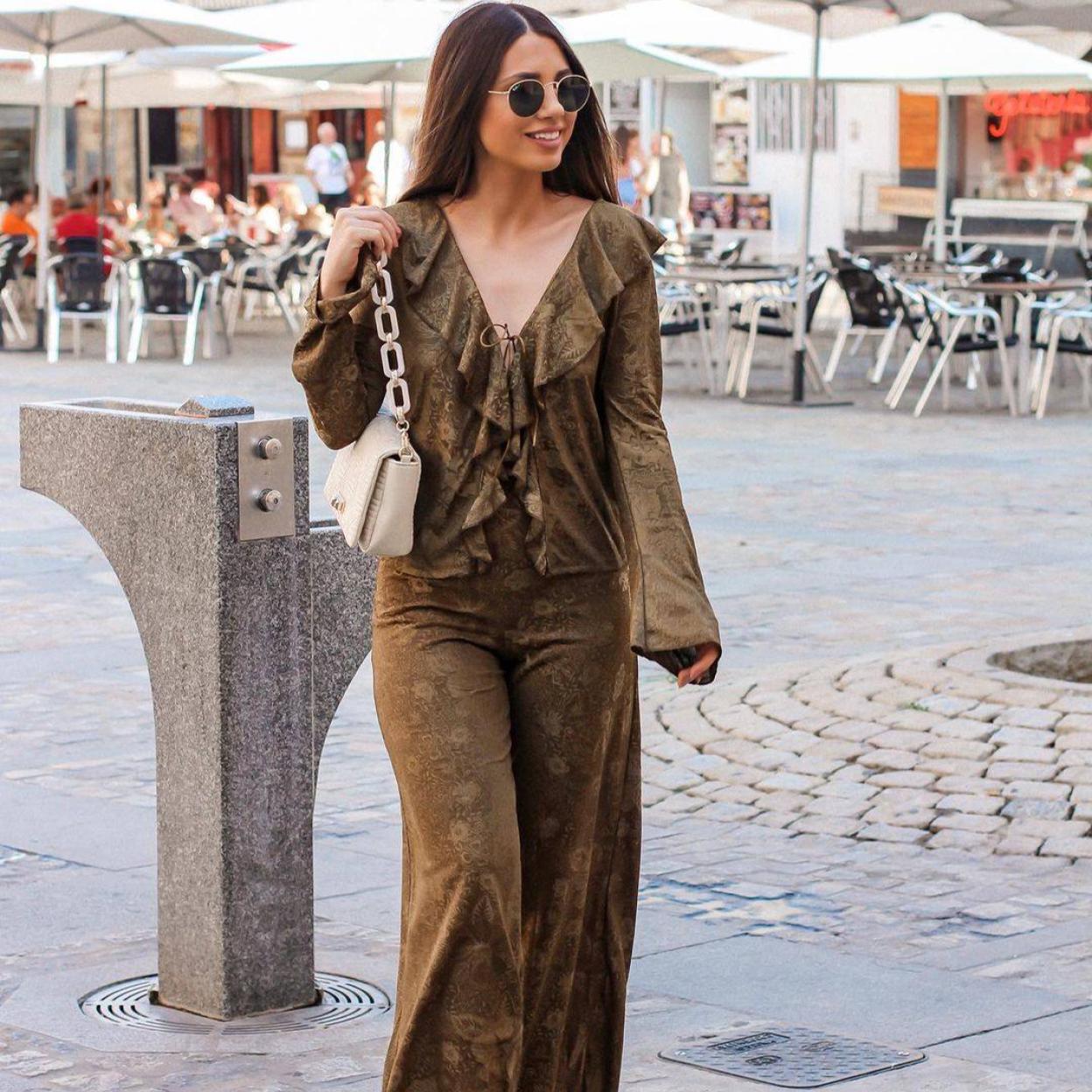 Influencer con conjunto de Zara