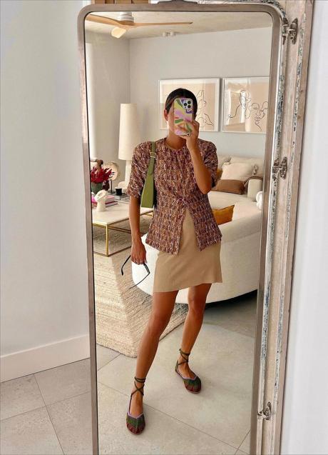 Imagen - María Fernández-Rubíes con unas bailarinas de crochet. / @mariafrubies