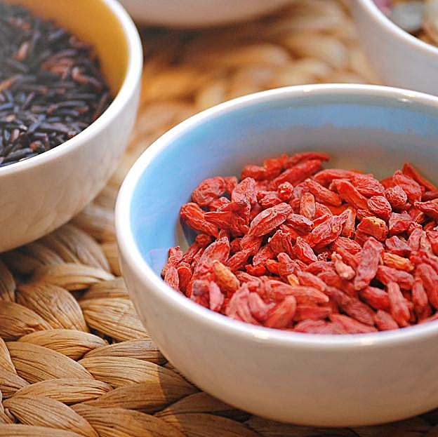 Bayas de goji, un superalimento muy nutritivo. 