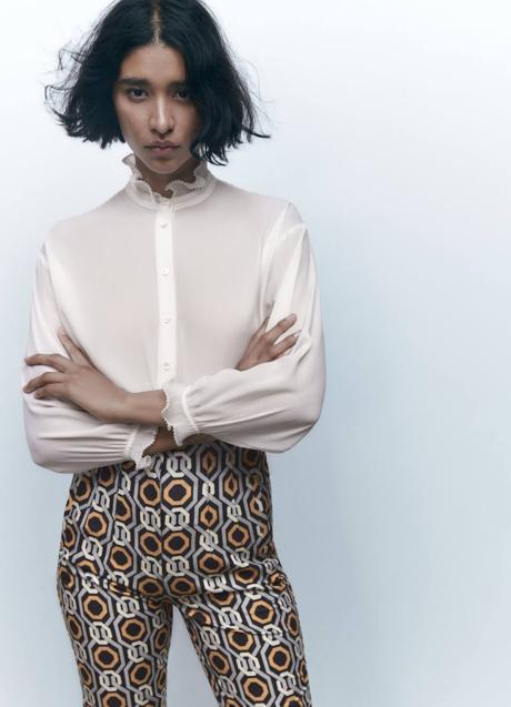 Imagen - Camisa con detalles de perlas de Zara