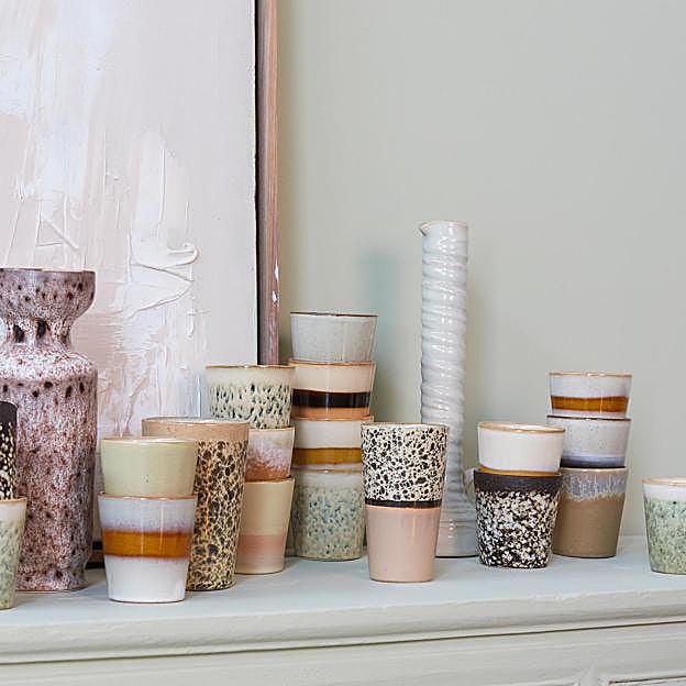 Estas tazas artesanales de Westwing se encuentran disponibles en muchos tamaños y son ideales.