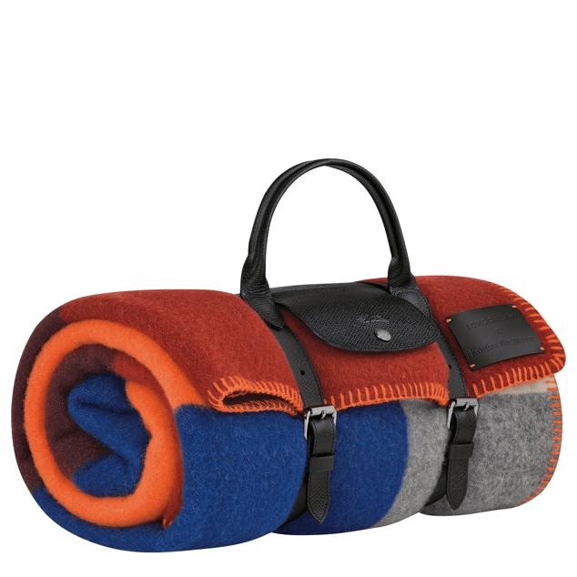 La manta de la colección cápsula fruto de la colaboración entre Longchamp y Kristine Five Melvær.